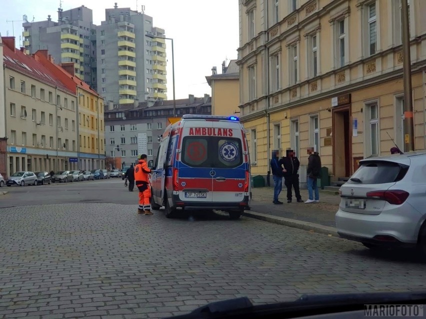 Policja zapukała do drzwi, poszukiwana 14-latka wyskoczyła z okna na drugim piętrze kamienicy przy ul. Ściegiennego w Opolu