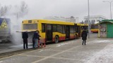 Płonący autobus w Kielcach (video)