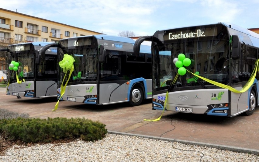 Tort z autobusikami, symboliczny klucz i nowoczesne Solarisy już śmigają po Czechowicach-Dziedzicach