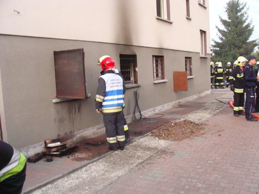 Przyprostynia: Groźny pożar w budynku