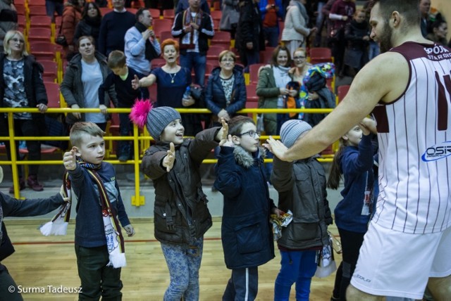 Spójnia wygrała czternaste spotkanie w tym sezonie w stargardzkiej hali.