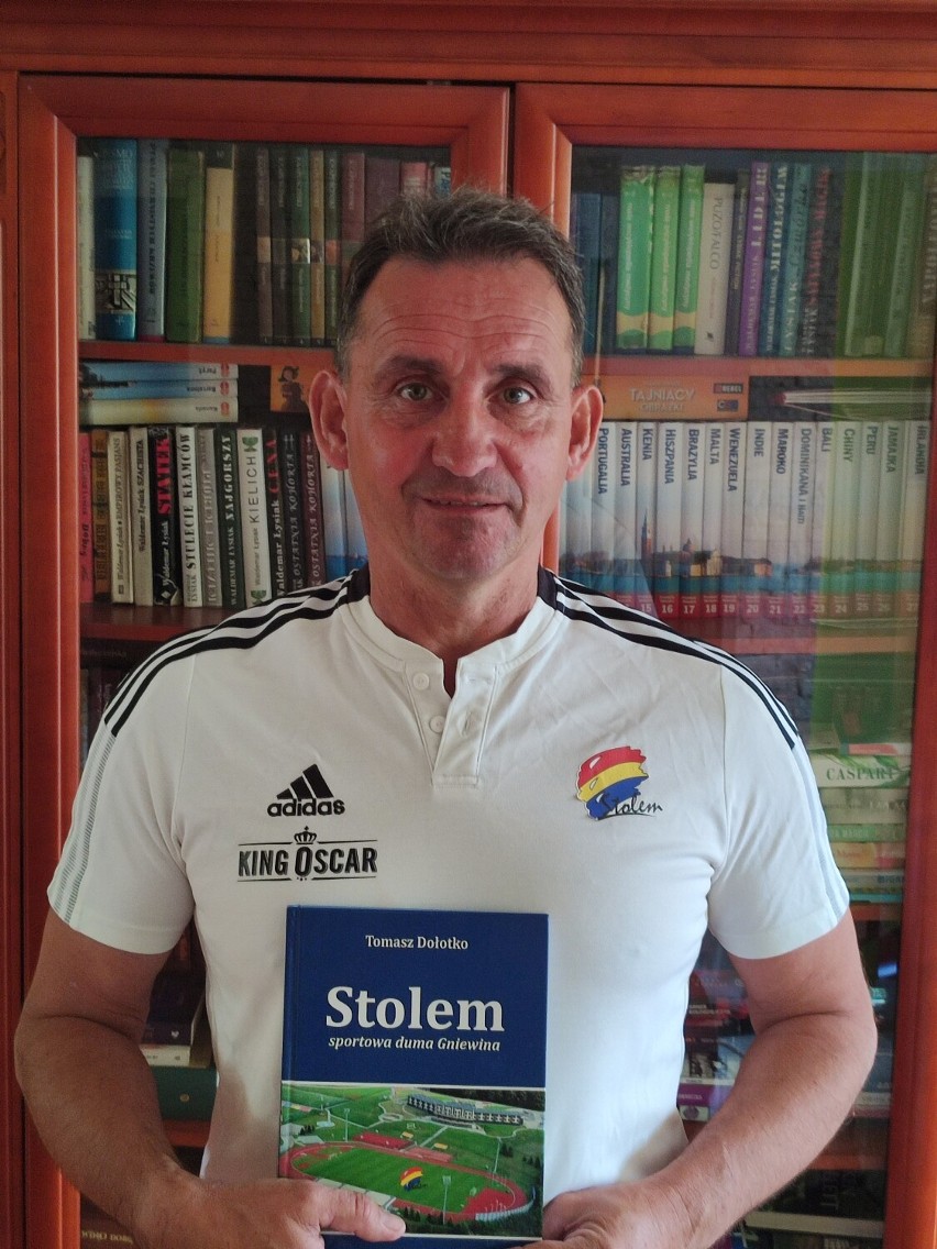 Tomasz Dołotko, autor książki "Stolem sportowa duma Gniewina"