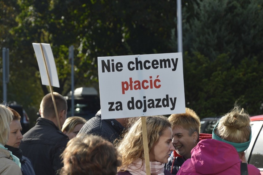 W piątek rodzice uczniów ze szkoły w Wierzbnie (gm....