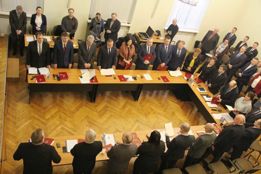 Sesja Rady Powiatu Oleśnickiego w przyszły czwartek