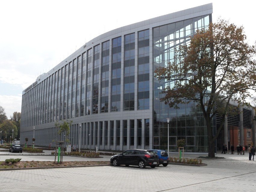 Centrum Nowych Technologii oraz Centrum Biotechnologii to nowe budynki Politechniki Śląskiej [FOTO]