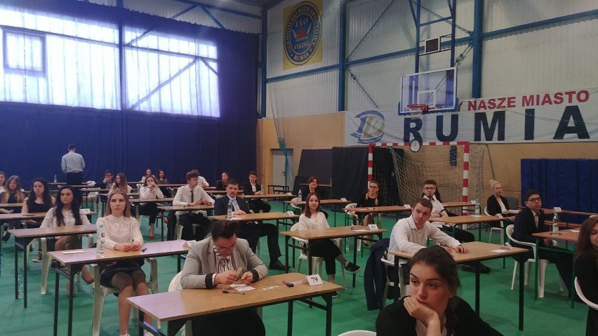 Matura 2019 w I Liceum Ogólnokształcącym w Rumi ZDJĘCIA