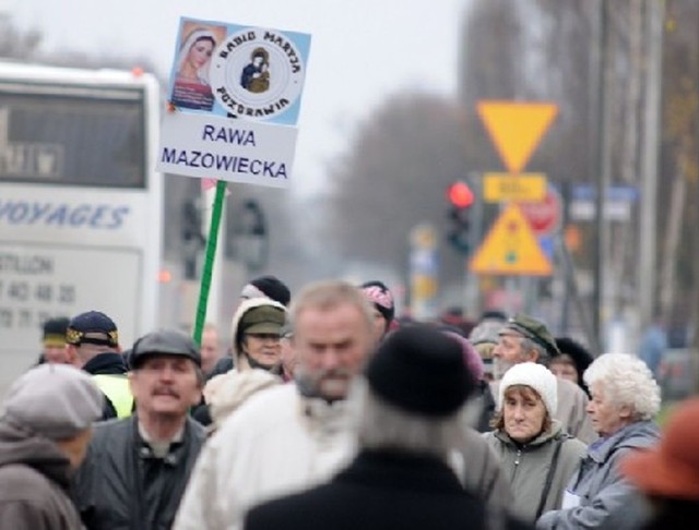 W poprzednich latach sympatycy Radia Maryja musieli zadowolić się namiotami przy kościele redemptorystów. Teraz będą świętować w nowej hali widowiskowo-sportowej.