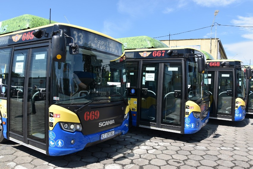 Nowiutkie autobusy dla MPK w Tarnowie. Wygodne, z klimatyzacją i ekologiczne [ZDJĘCIA]