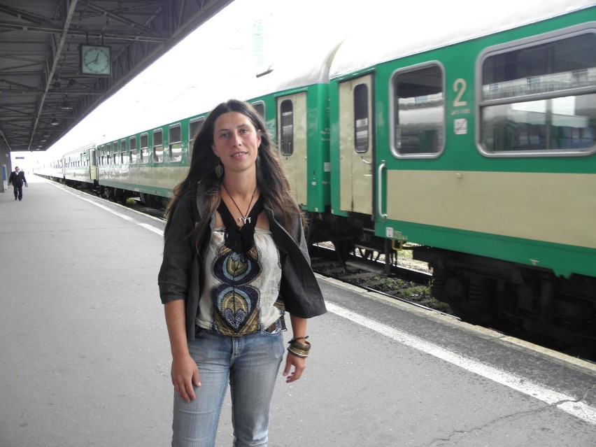 Katarzyna Siwińska lubi jeździć pociągami, ale nie za wszelką cenę