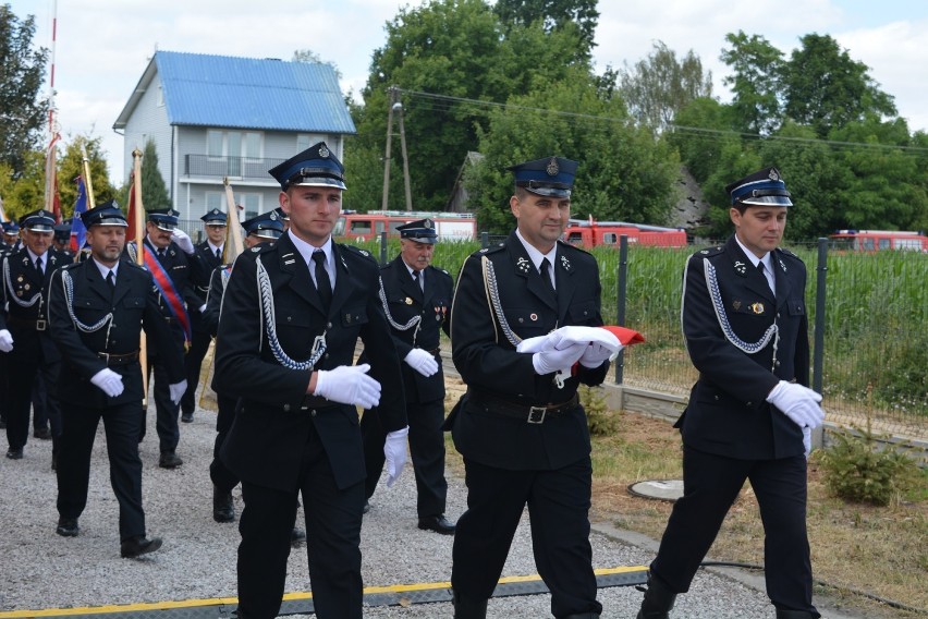 100 - lecie OSP w Witowie w gminie Sulejów. Zasłużonym druhom wręczono odznaczenia [zdjęcia]