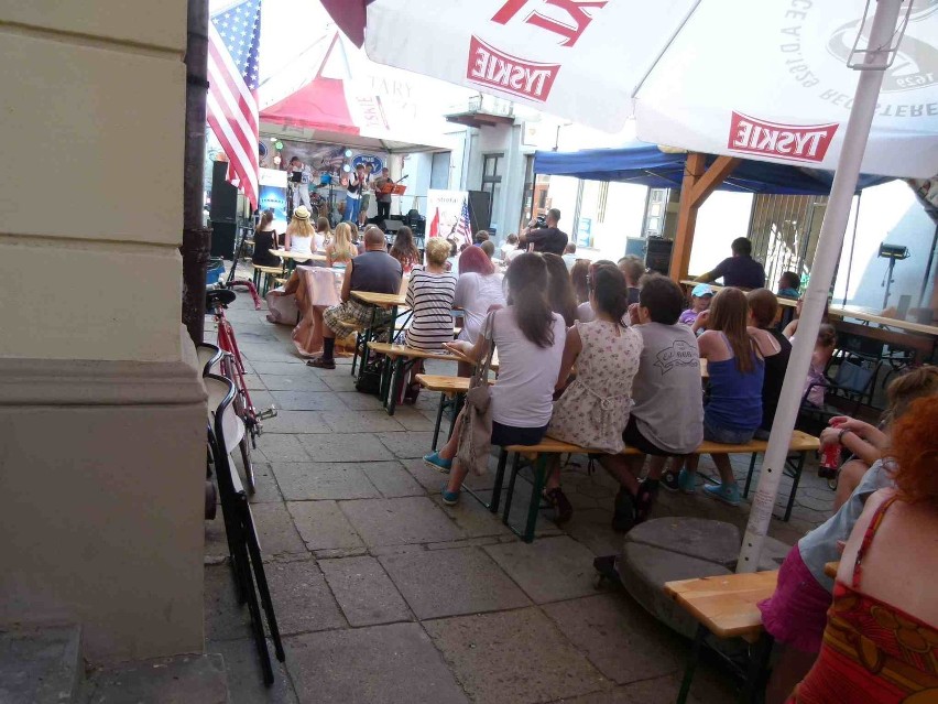 Koncert z okazji Dnia Niepodległości na scenie Skyy Street