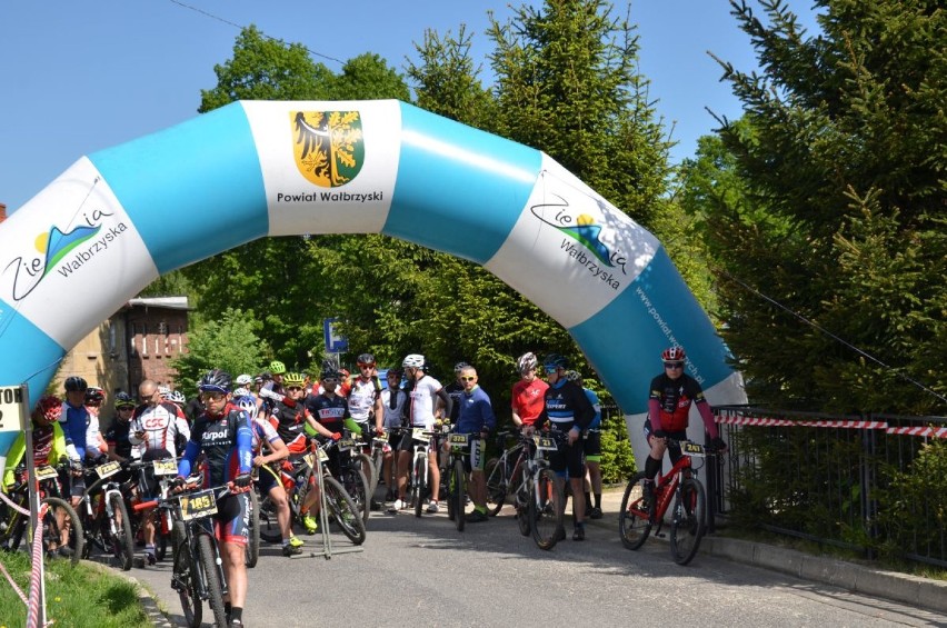 W Walimiu odbyły się zawody II Grand Prix Walimia MTB, w których wystartowało ponad 400 osób