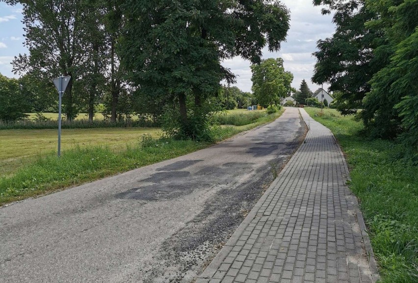 Droga w Stępuchowie, gm. Damasławek, będzie remontowana 2023