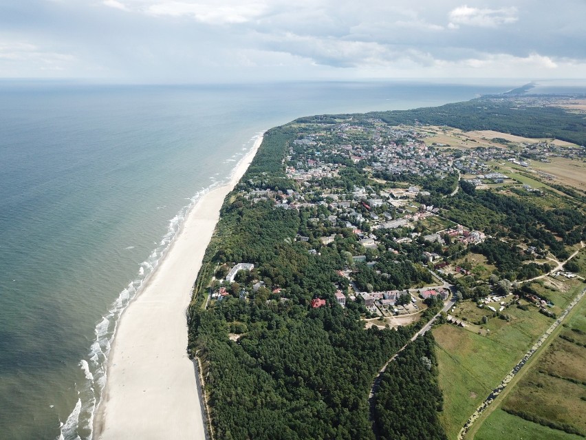 Nowe, bardzo szerokie plaże w Jastrzębiej Górze i Ostrowie