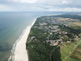 Nowe, bardzo szerokie plaże w Jastrzębiej Górze i Ostrowie. Urząd Morski zakończył refulację w czasie wakacji 2019 | ZDJĘCIA, WIDEO