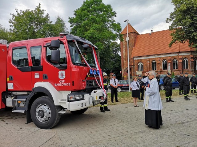 Barzowice  - gmina Darłowo