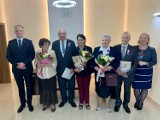 Złote gody w gminie Sędziejowice medale na jubileusze małżeńskie
