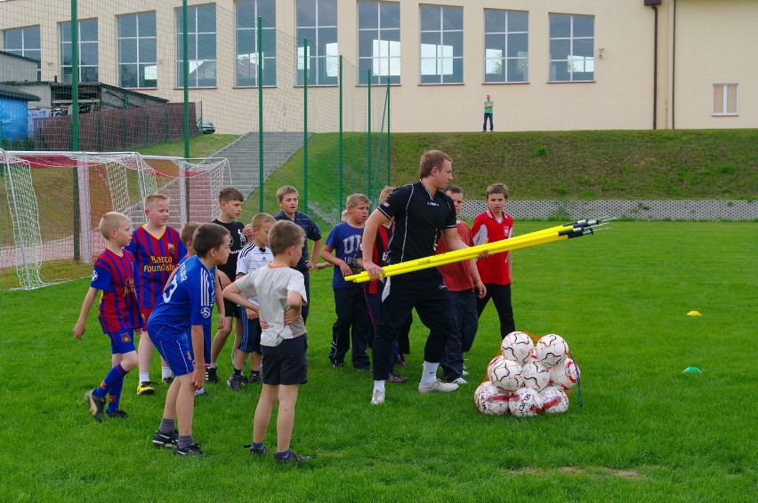 Przy Uczniowskim Klubie Sportowym Olimpijczyk Skorzewo powstała sekcja piłki nożnej