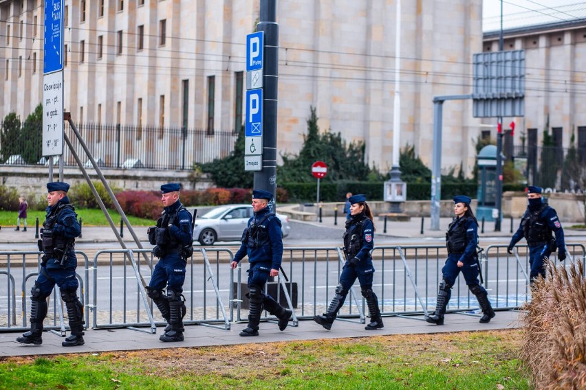 W Warszawie zabraknie nawet 20 procent policjantów? Rekordowa liczba wniosków o odejście ze służby 