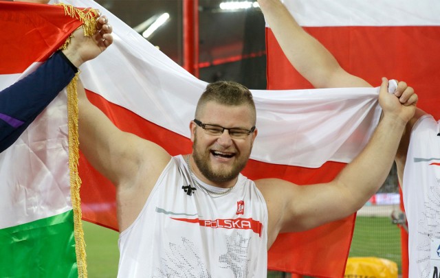 Radość Pawła Fajdka ze zdobycia złotego medalu na Mistrzostwach Świata w Pekinie