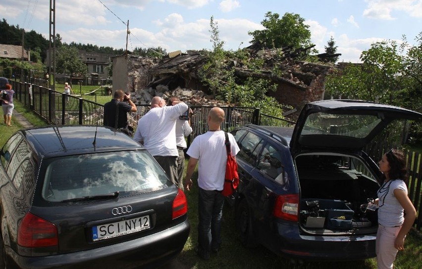 Powiat gliwicki: W Bargłówce zawalił się budynek przy ul. Raciborskiej [ZDJĘCIA]