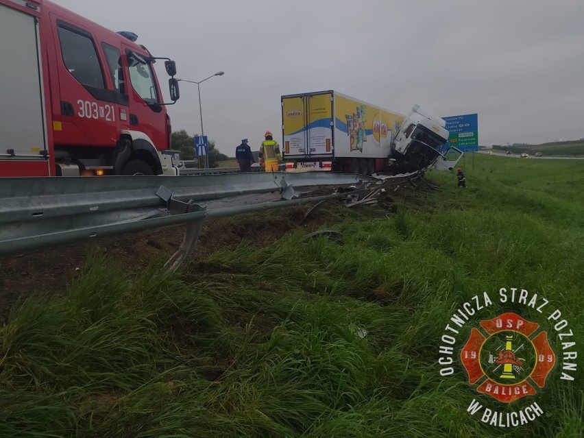 Wypadek na A4 w Balicach
