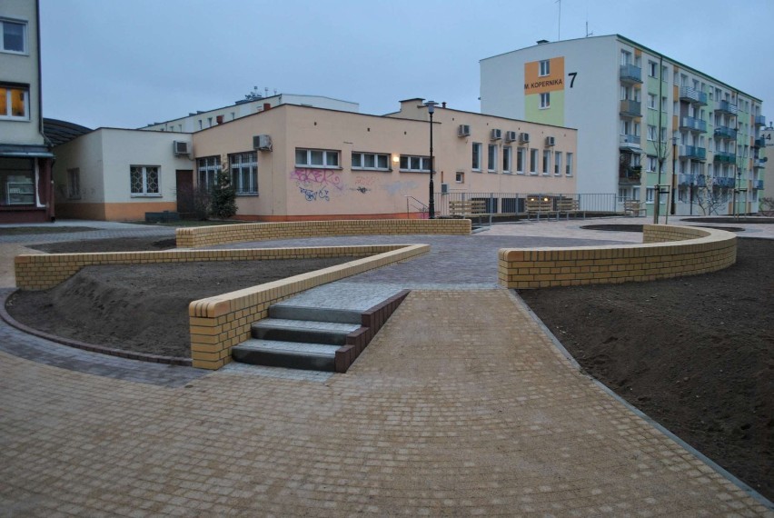 Skwer na Placu Obrońców Westerplatte w Obornikach