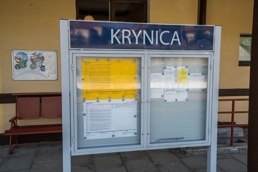 Dworzec PKP w Krynicy-Zdroju czeka na nowe życie, ale szansę...