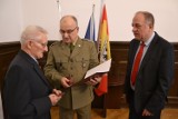 Malbork. Dzieci w wojsku, a dla rodziców medale "Za Zasługi dla Obronności Kraju"