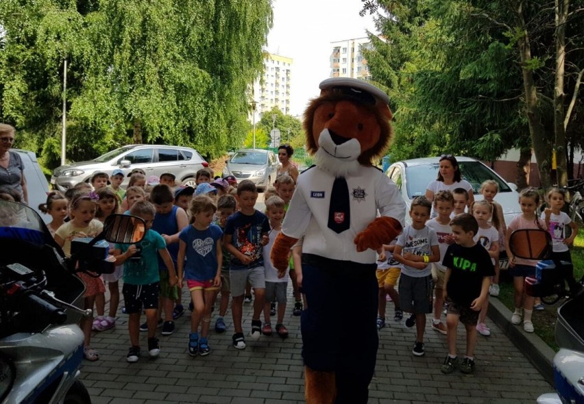 Lew Leon odwiedził dzieci z Miejskiego Przedszkola Nr 3 w Puławach