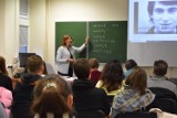 Bezpłatne zajęcia języka polskiego dla uchodźców z Ukrainy [zdjęcia]