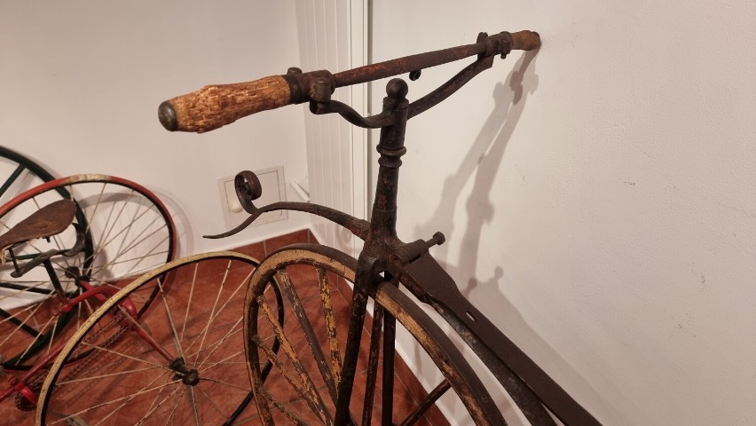 Wyjątkowa wystawa - Zabytkowe rowery z XIX wieku ze zbiorów Piotra Urbaniaka w Muzeum Okręgowym w Pile