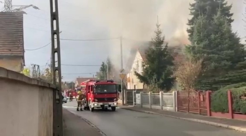 Pożar domu w Siechnicach 24.11.2021