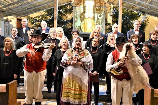 5 stycznia 2019 r. Kościół pw. Najświętszego Zbawiciela w Zielonej Górze. Koncert kolęd i pastorałek w wykonaniu Chóru Cantemus Domino.