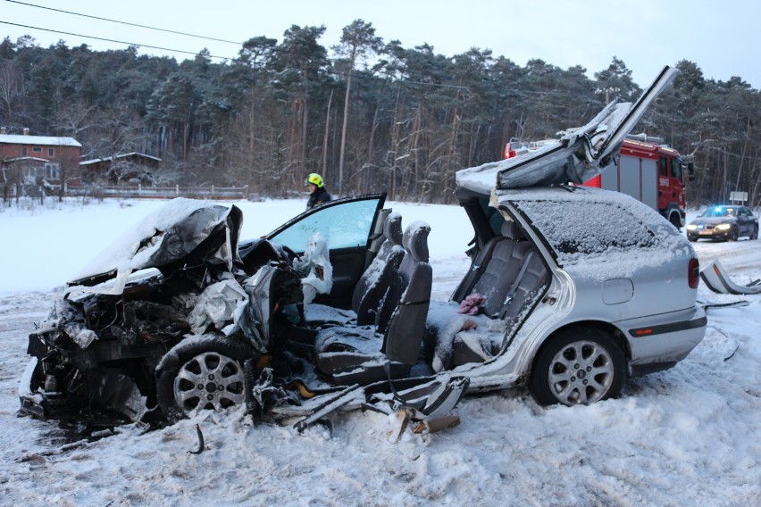Wypadek w Obórzni miał miejsce w piątek, 12 lutego 2021...