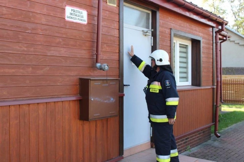 Pożar w Zakładzie Pielęgnacyjno-Opiekuńczym w Krynkach. Konieczna była ewakuacja (zdjęcia) 