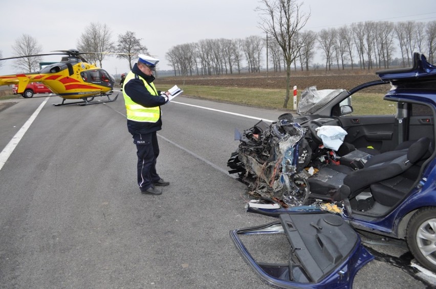 Wypadek na krajowej 7. 50-letni kierowca trafił do szpitala [ZDJĘCIA]