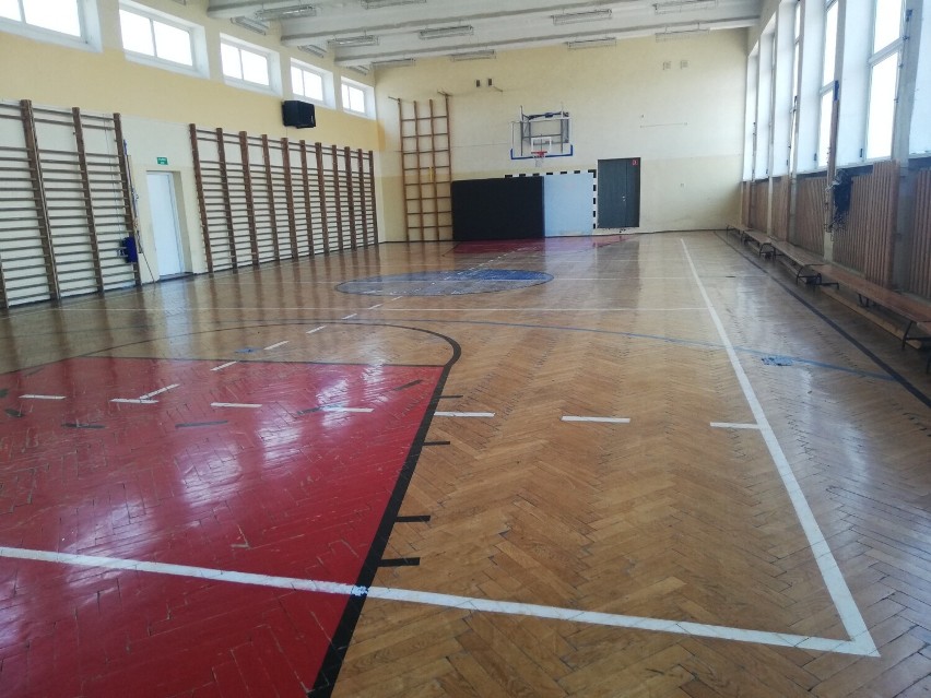 Modernizacja sali gimnastycznej przy Szkole Podstawowej nr 2...
