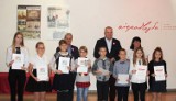 Nagrodzono laureatów konkursów patriotycznych [ZDJĘCIA]