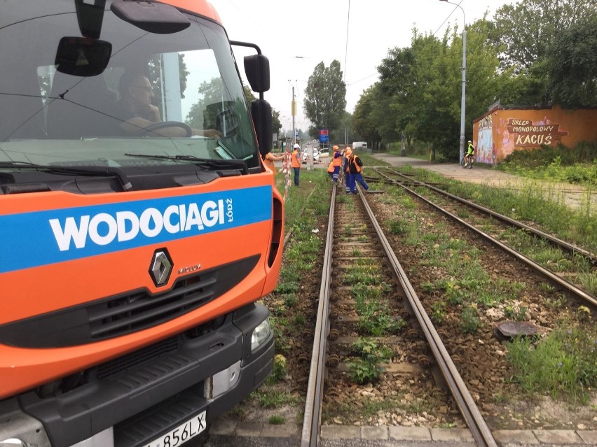 Utrudnienia MPK Łódź. Przez awarię wodociągową tramwaje nie wyjechały z zajezdni 