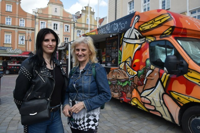 Zlot food trucków odbywa się od piątku na opolskim Rynku. Impreza potrwa do niedzieli. Stoiska są czynne od godz. 12 do 20.