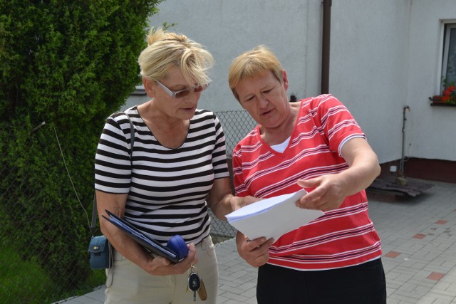 Longina Ciesielska i Helena Szczodrowska (z prawej) od lat piszą pisma.