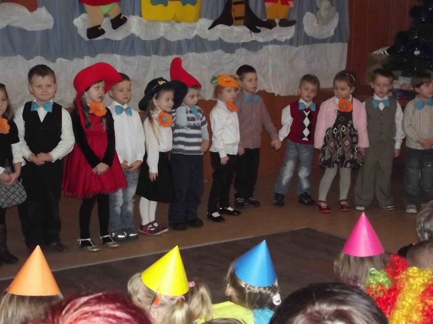 Na karnawałowej imprezie bawiły się w piątek przedszkolaki z Moszczenicy