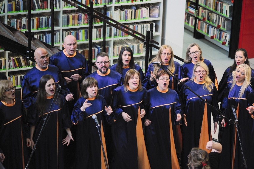 Grace Gospel Choir wystąpił w Rumi w Stacji Kultura ZDJĘCIA