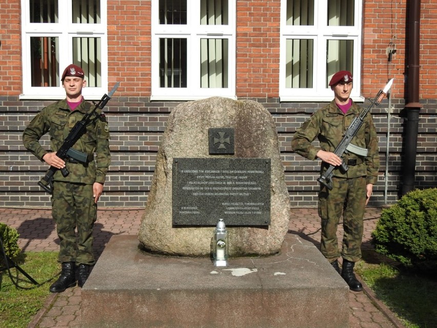 Pamięci żołnierzy poległych pod Monte Cassino. Święto 25....