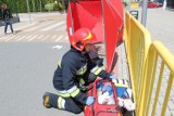 Kobieta z dzieckiem potrącona na przejściu dla pieszych. Zginęła. Kierowca był pijany. Symulowany wypadek przy szkole w Inowrocławiu