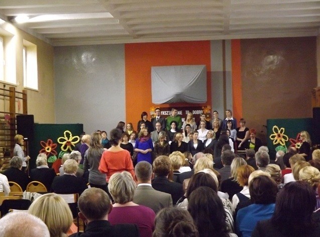 Ruda Śląska: Najlepszym nauczycielom wręczono nagrody prezydent miasta
