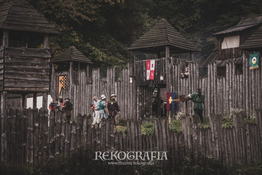 Larp "Oblężenie Vienau" w Wiosce Fantasy w Kuńkowcach pod Przemyślem [ZDJĘCIA]