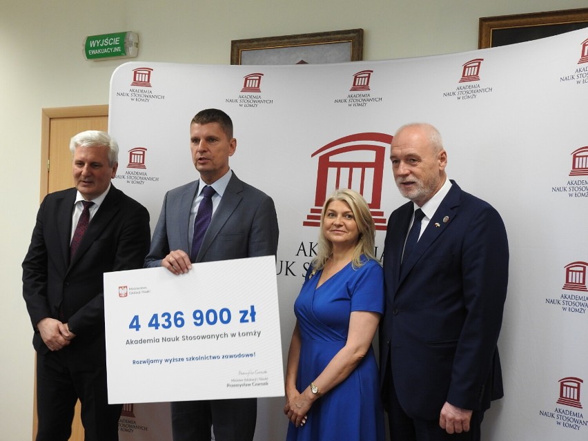Dodatkowe miliony złotych na Akademię Nauk Stosowanych w Łomży 
