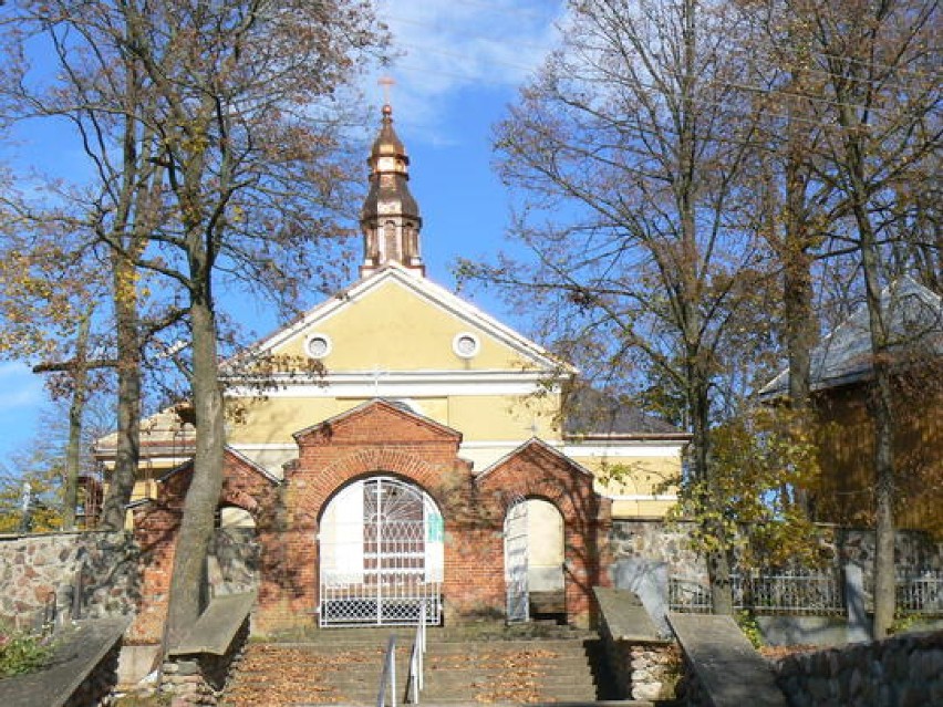 Parafia w Wiżajnach - konserwacja kruchty, osuszenie murów...